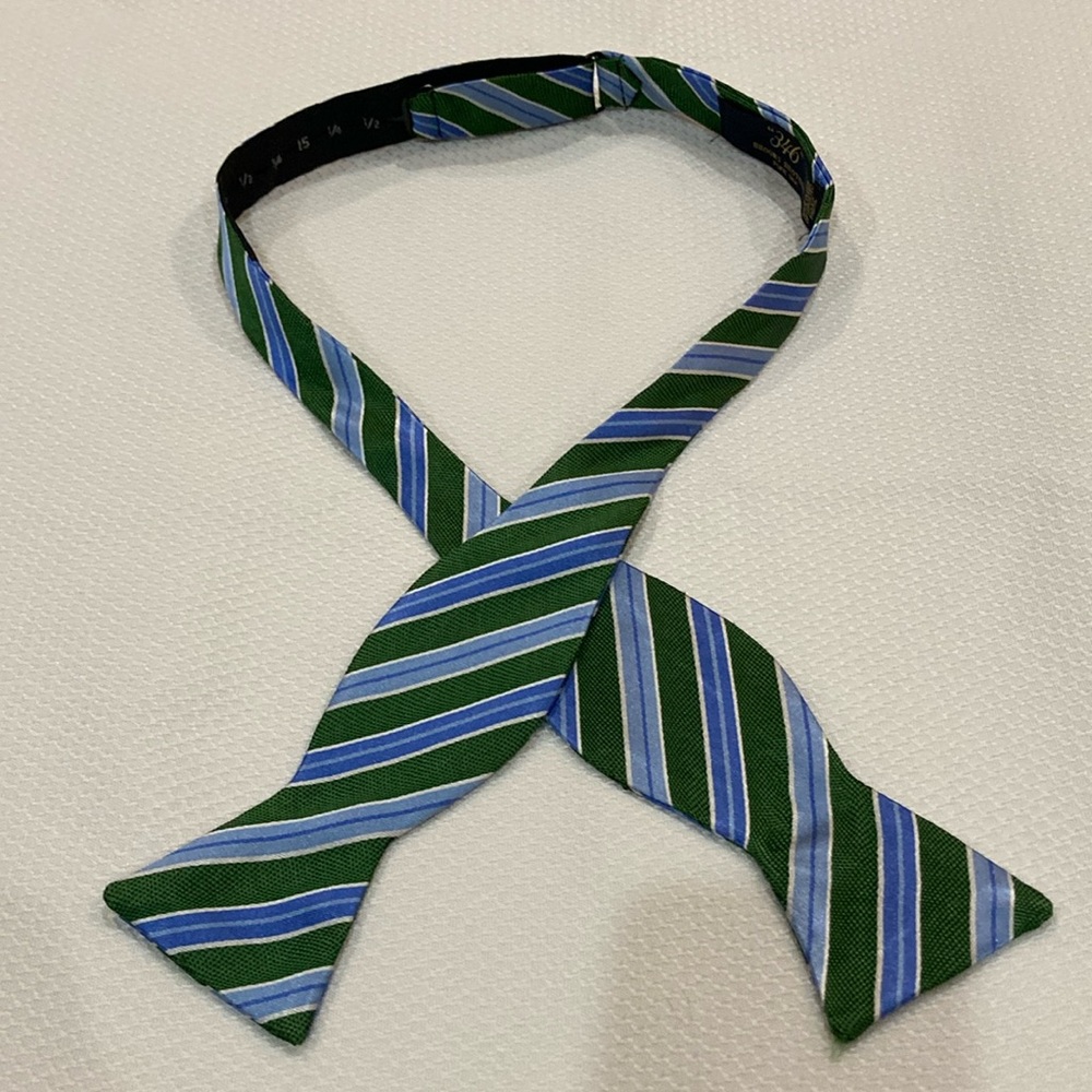 Brooks Brothers Silk Bow Tie